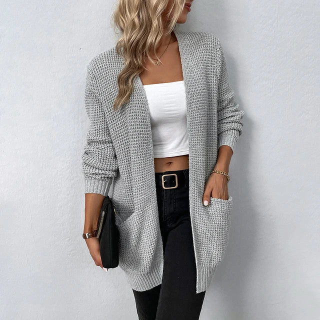 Nancy | Lässiger Strick-Cardigan mit praktischen Taschen