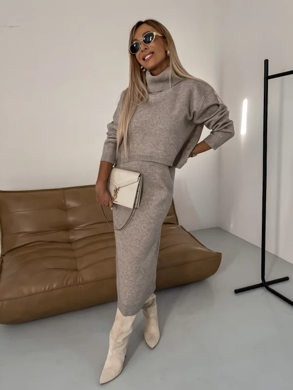 Nicole | Mysigt vinterstickat set för damer