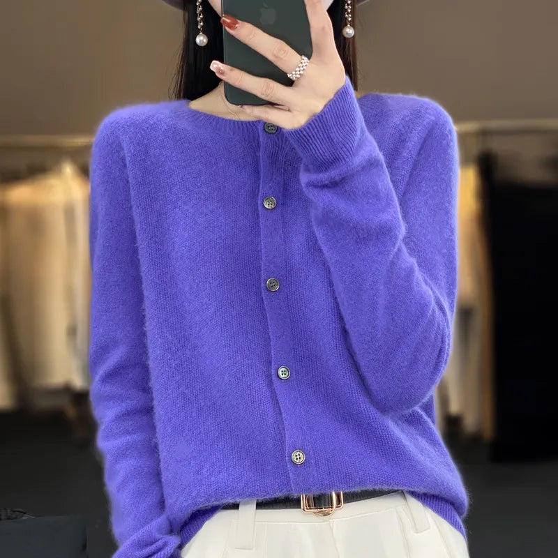 VIVIENNE I – Warme und gemütliche Strickjacke für stilvolle Wohlfühlmomente
