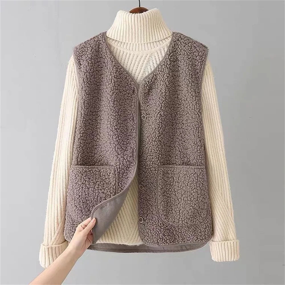 Isabelle | Zeitloser Strick-Cardigan im klassischen Stil