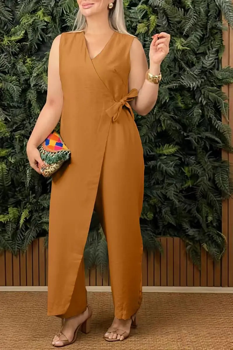ELENA | Elegant damjumpsuit i enfärgat med vida ben