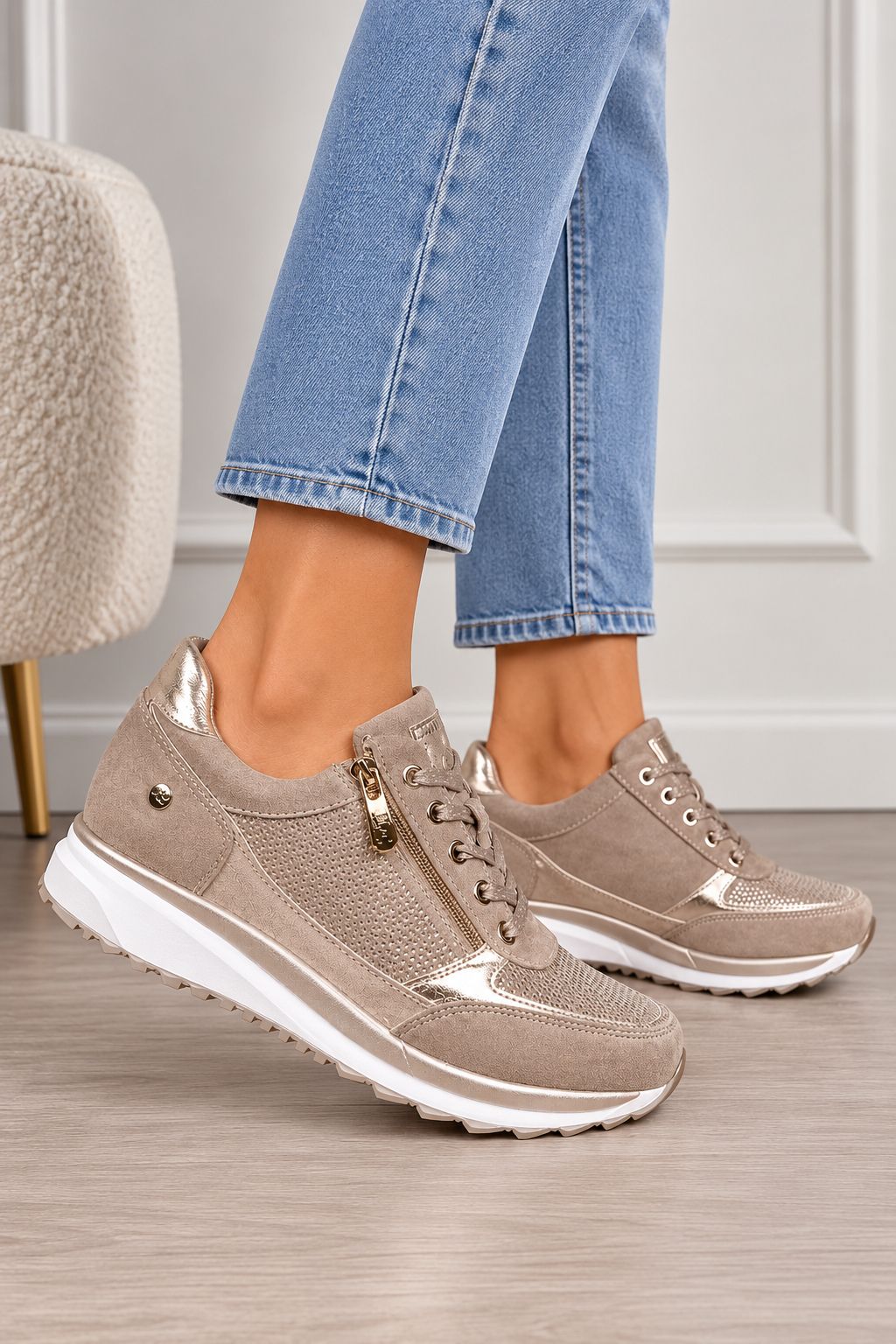 ELISE | BEKVÄMA DAMSNEAKERS MED MJUK DÄMPNING OCH DRAGKEDJA
