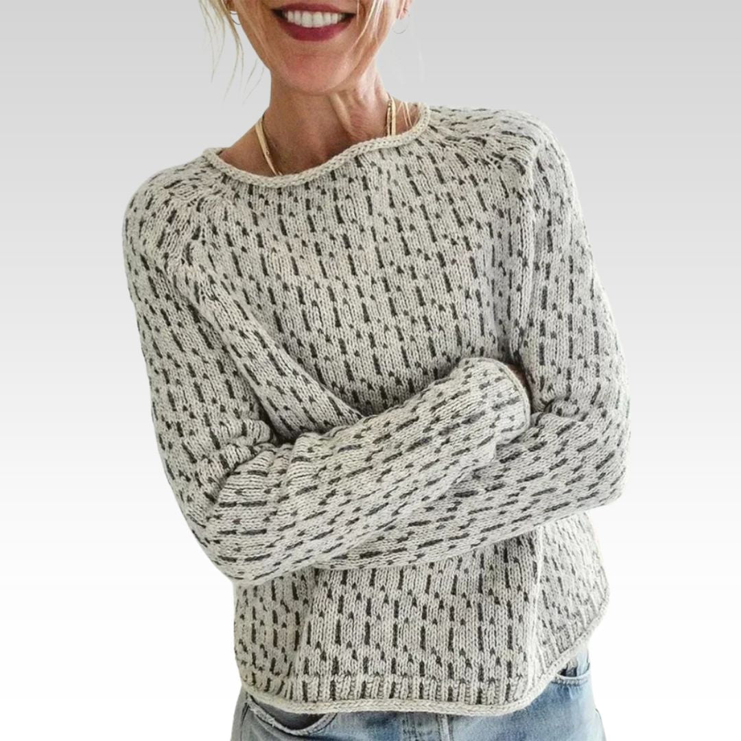 Victoria | Eleganter grauer Pullover mit stilvollem U-Boot-Ausschnitt