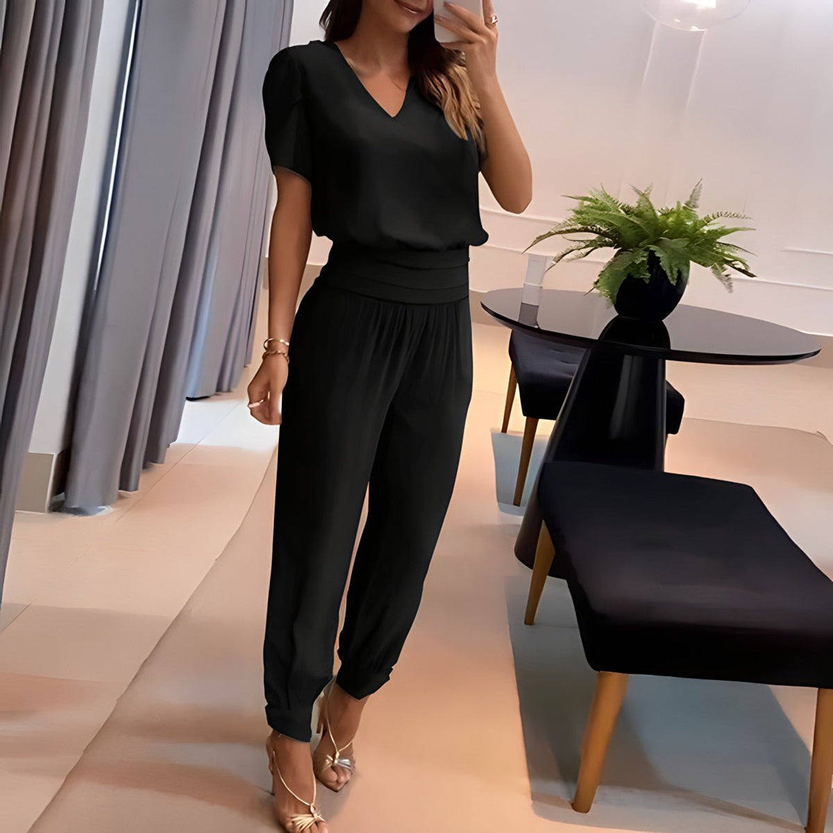 Alexandra | Trendigt blus- och byxset för en stilfull look
