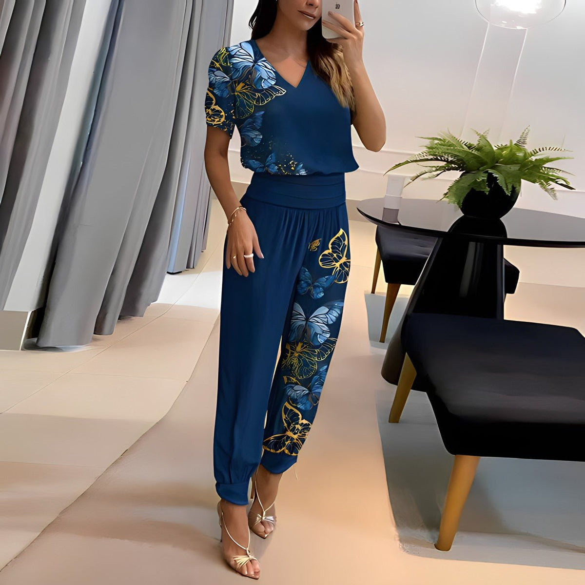 Alexandra | Trendigt blus- och byxset för en stilfull look