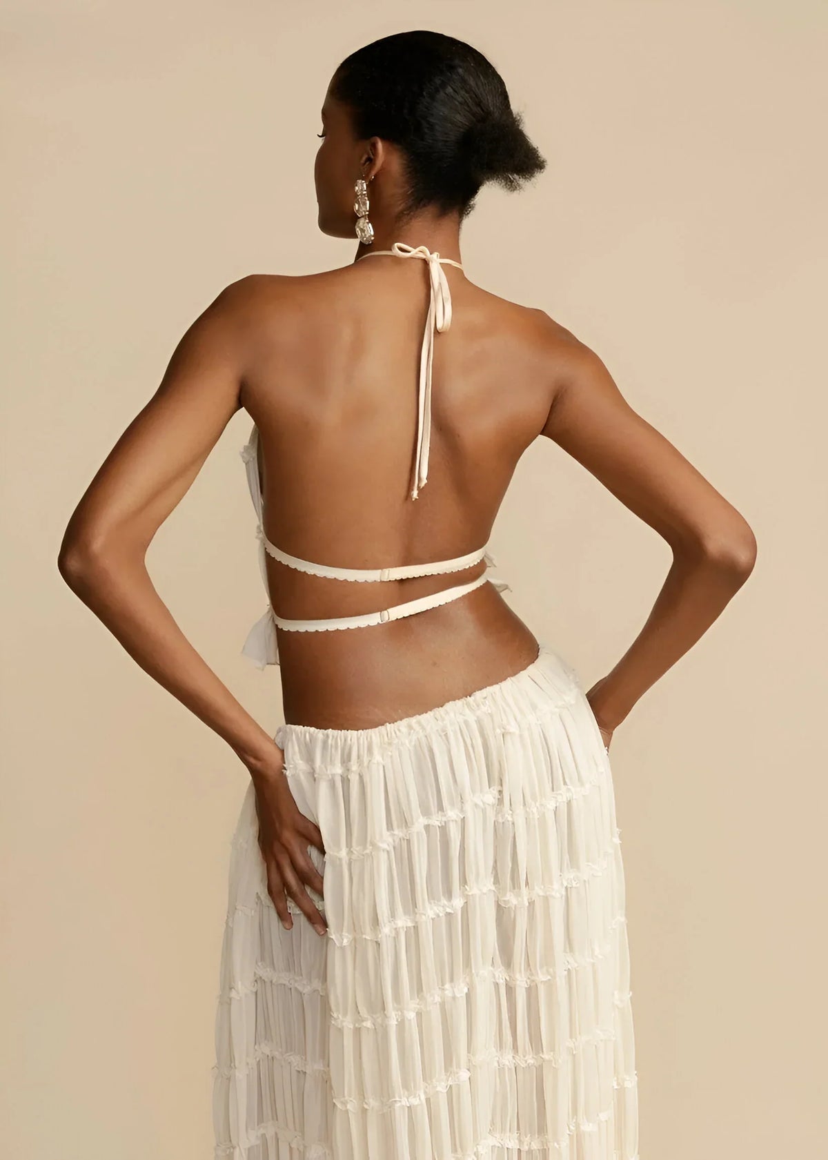 Leonie | Elegant halterneck-topp med matchande kjolset