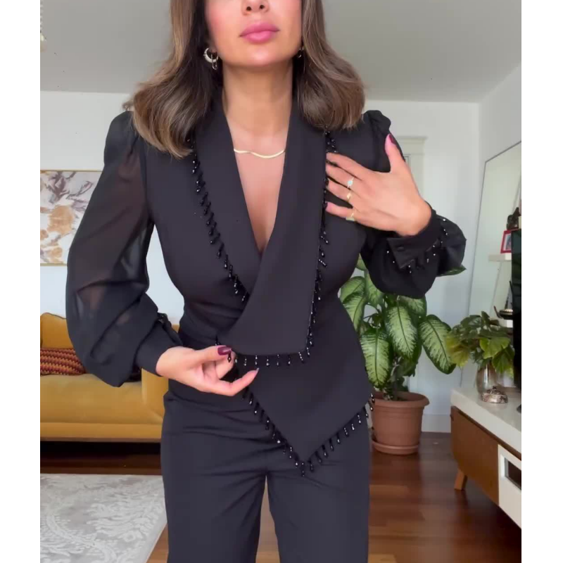LYDIA | Elegant asymmetrisk designerkostym med stilren kavajkrage